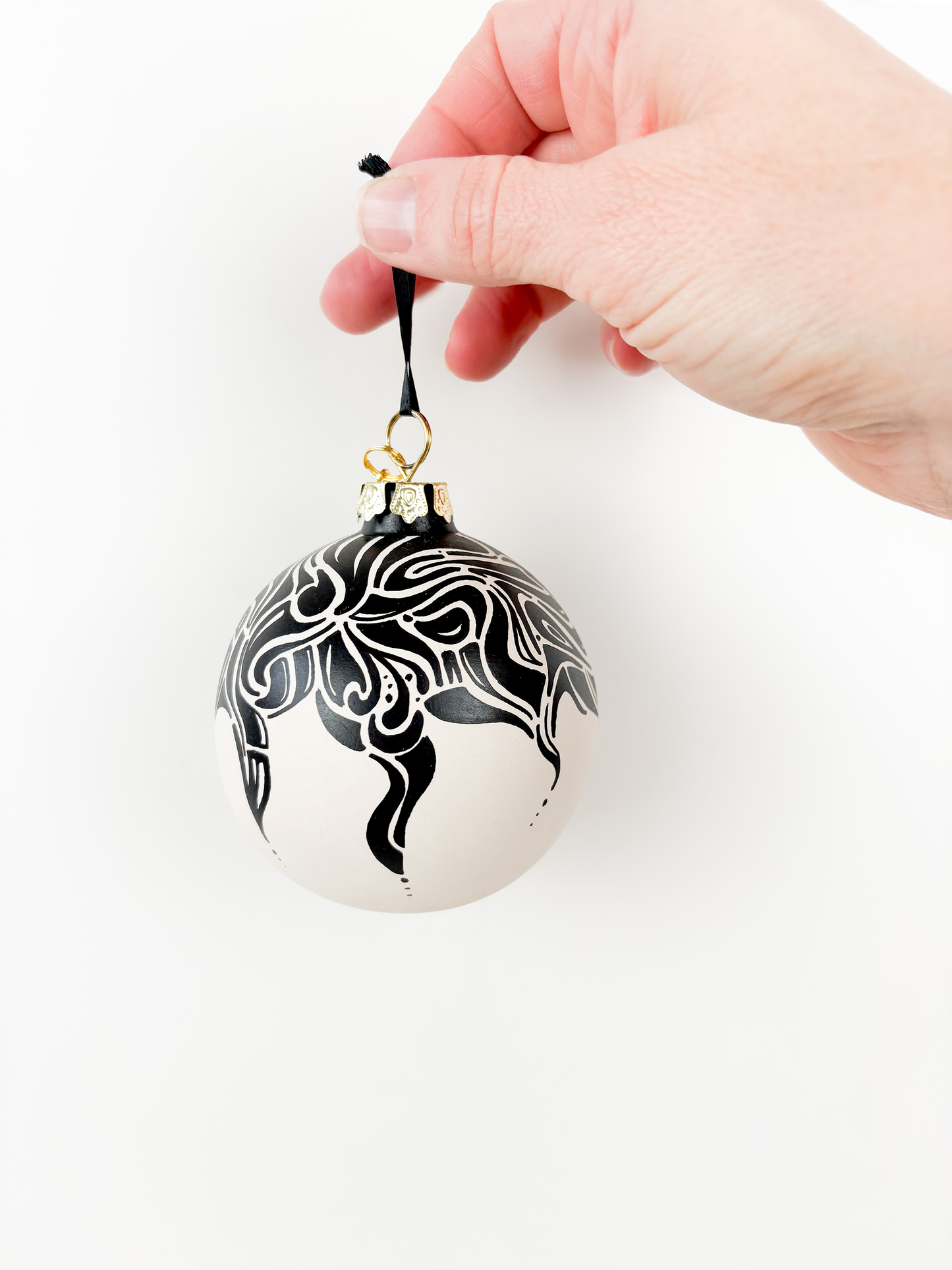 Black-on-White Ornament